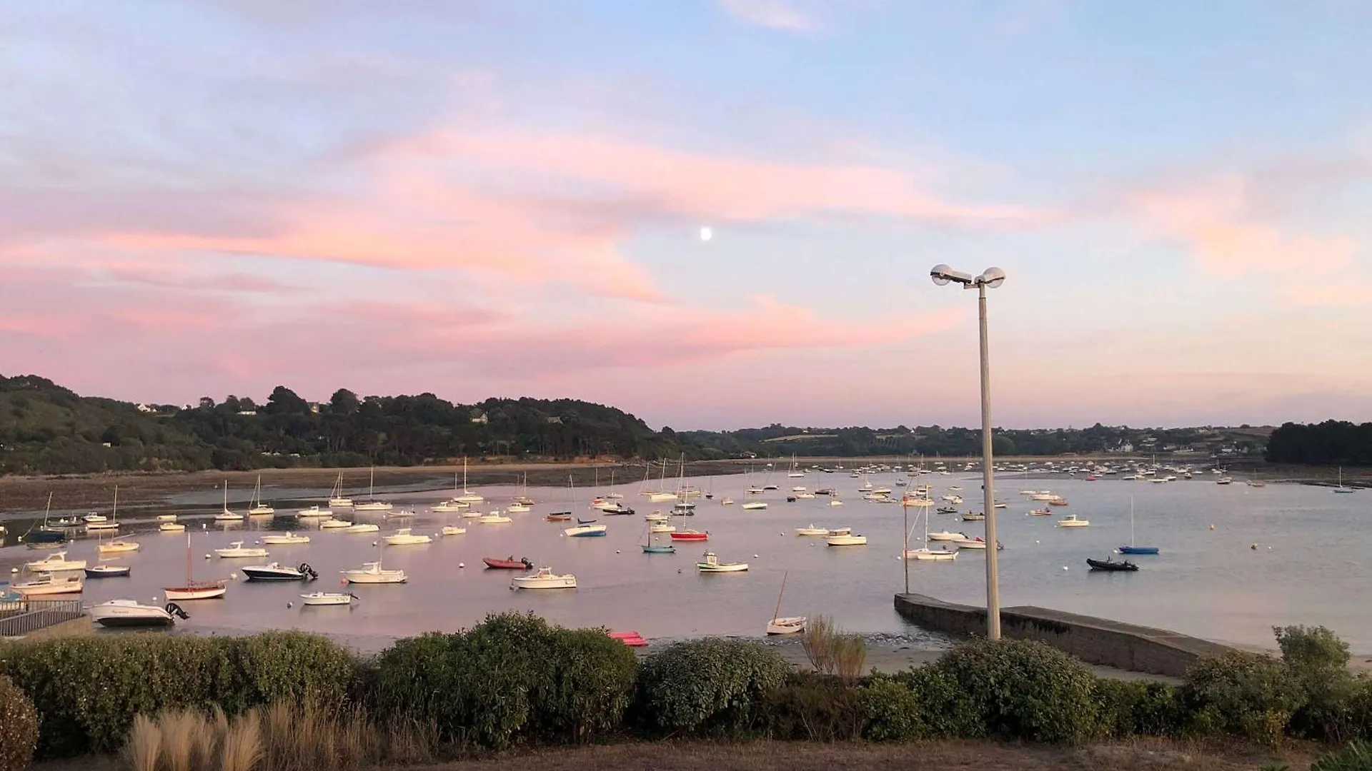 Ty Louise Maison De Famille 10 Pers Bord De Mer Plougasnou