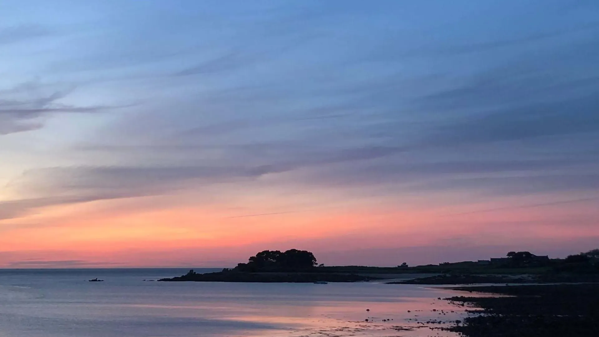 Ty Louise Maison De Famille 10 Pers Bord De Mer Plougasnou 0*,  Francja
